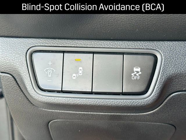 Used 2023 Kia Forte LXS w/ LXS Technology Package image 12