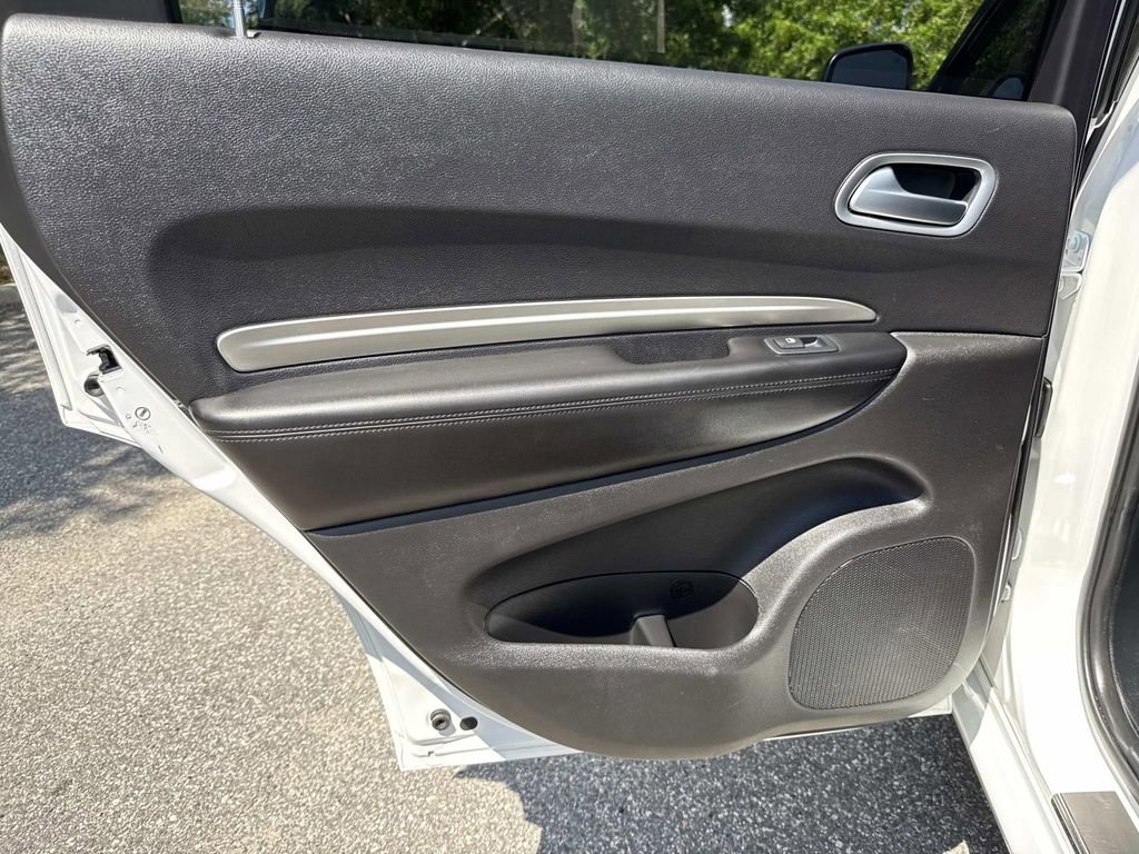 Used 2020 Dodge Durango SXT RWD image 13