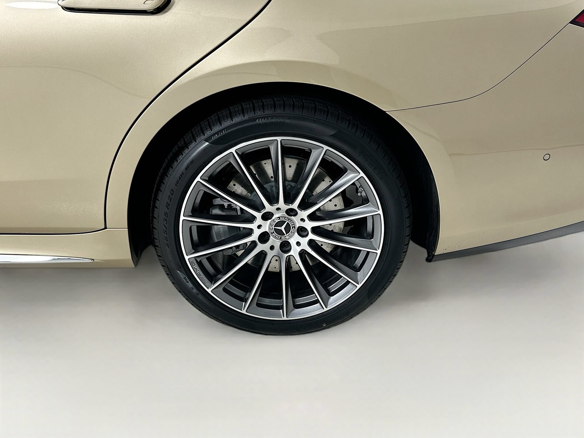 New 2026 Mercedes-Benz S 580 4MATIC Sedan image 34