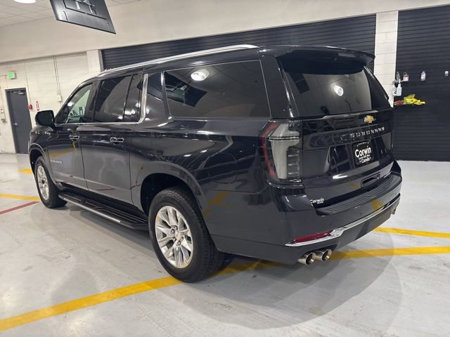 Used 2025 Chevrolet Suburban Premier image 6
