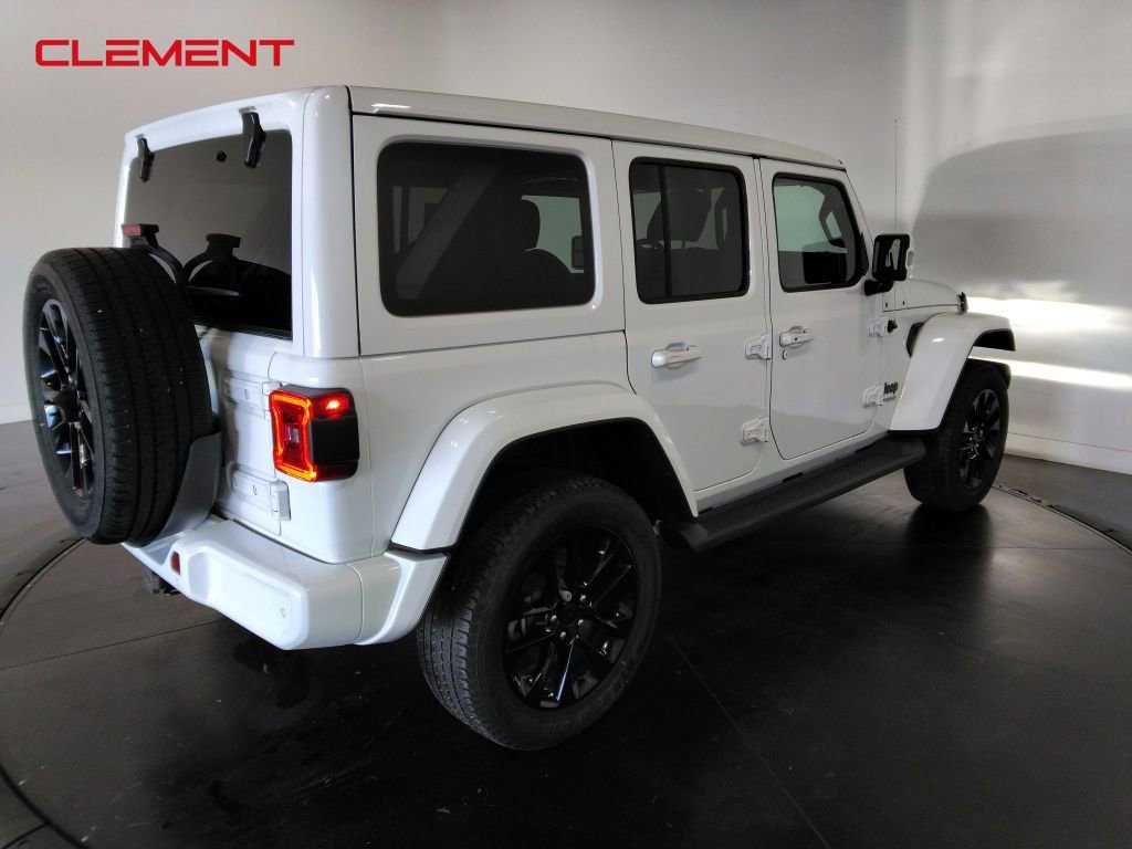Used 2022 Jeep Wrangler Unlimited Sahara image 5