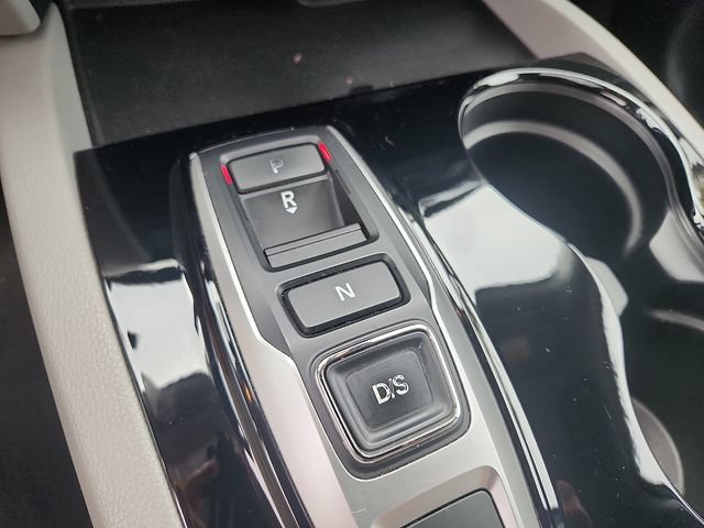 Used 2018 Honda Pilot Touring image 15