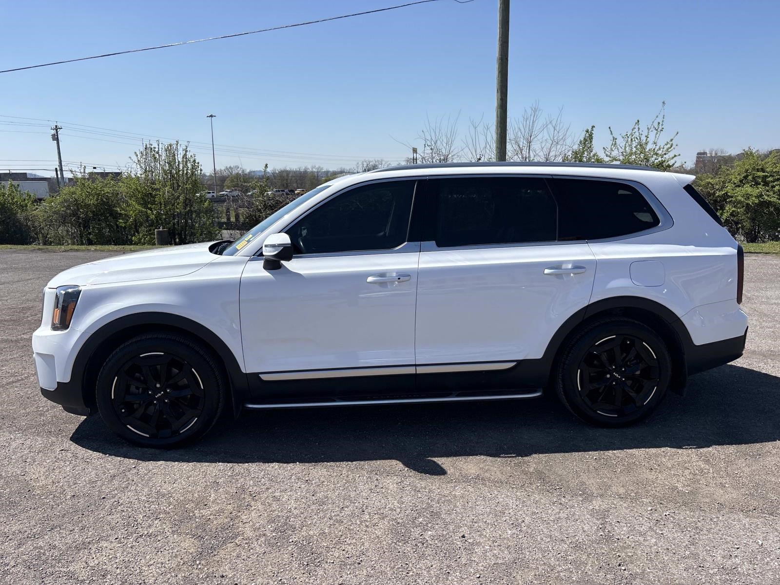 Used 2024 Kia Telluride S w/ S Sunroof Package image 4