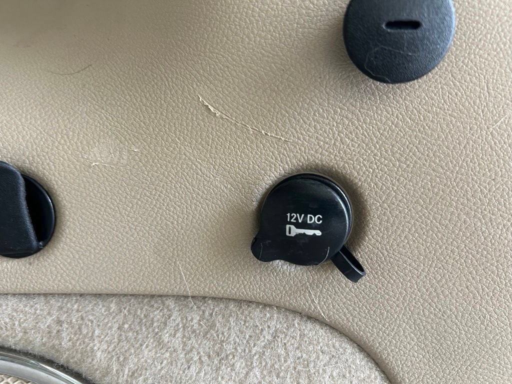 Used 2019 Jeep Grand Cherokee Overland RWD image 38