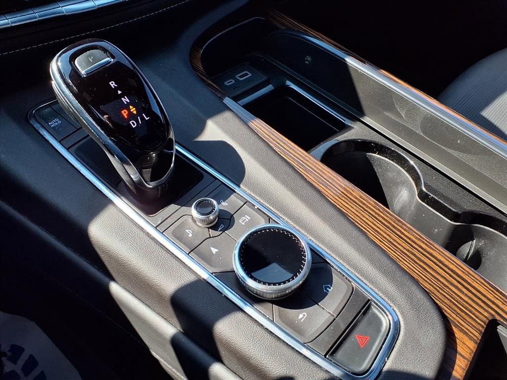 Used 2024 Cadillac Escalade Premium Luxury w/ LPO, Floor Liner Package image 21