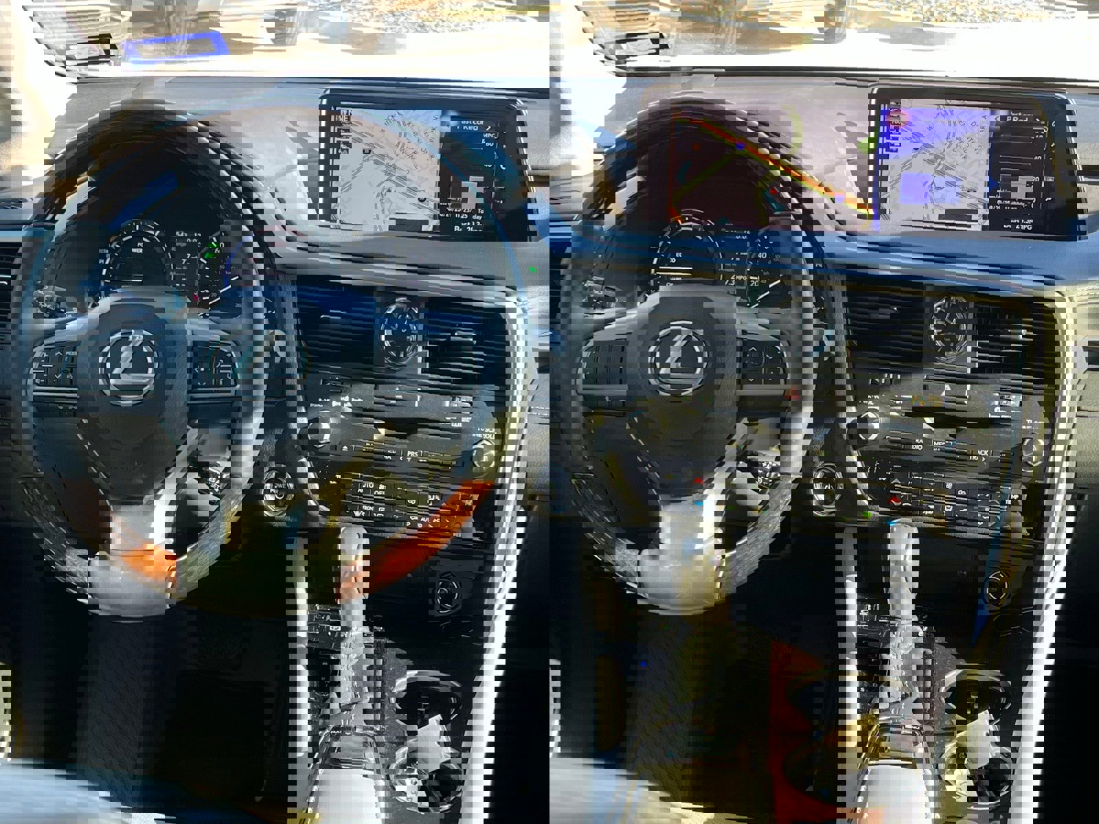 Used 2016 Lexus RX 450h AWD image 20