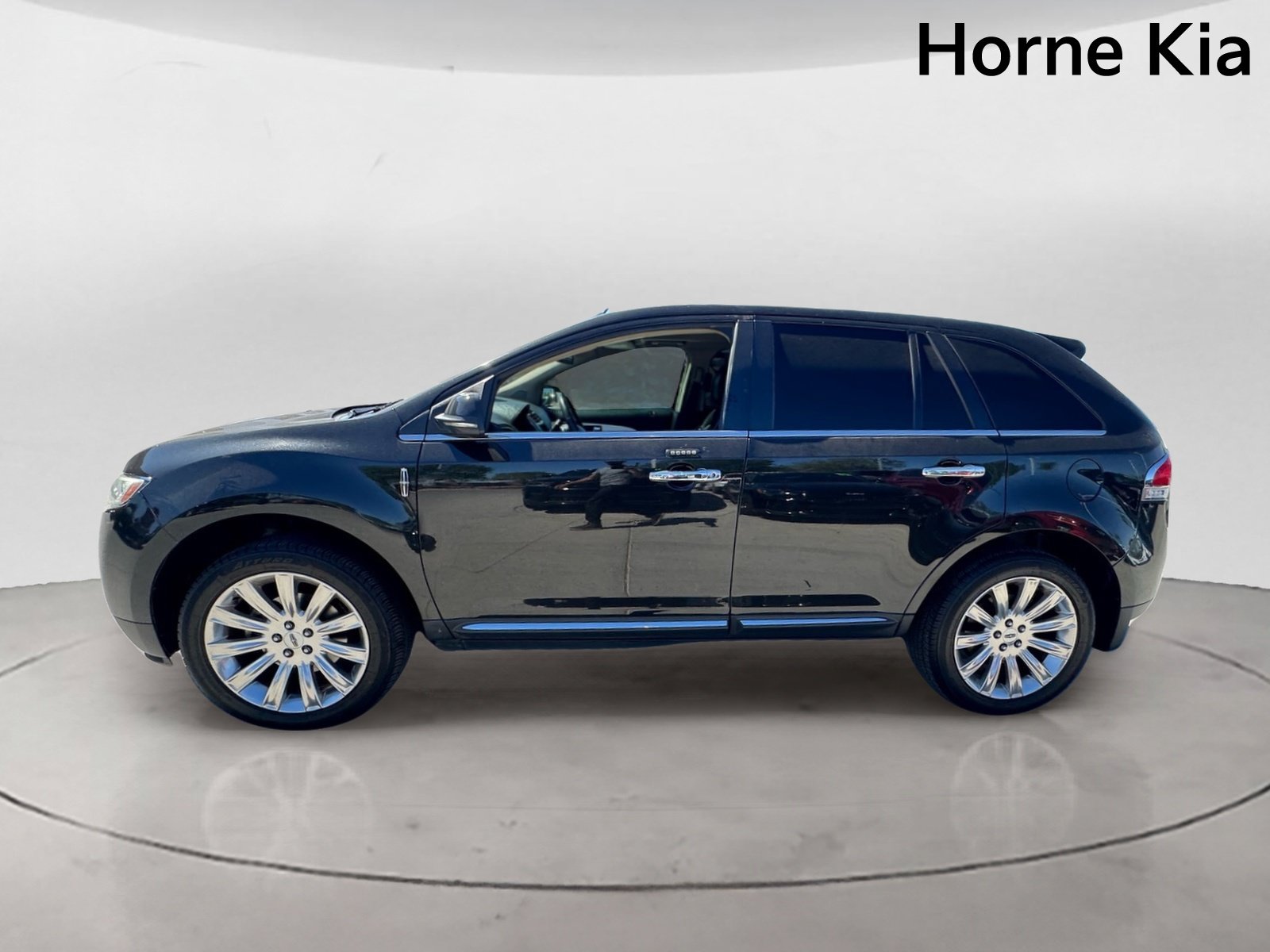 Used 2013 Lincoln MKX AWD image 6