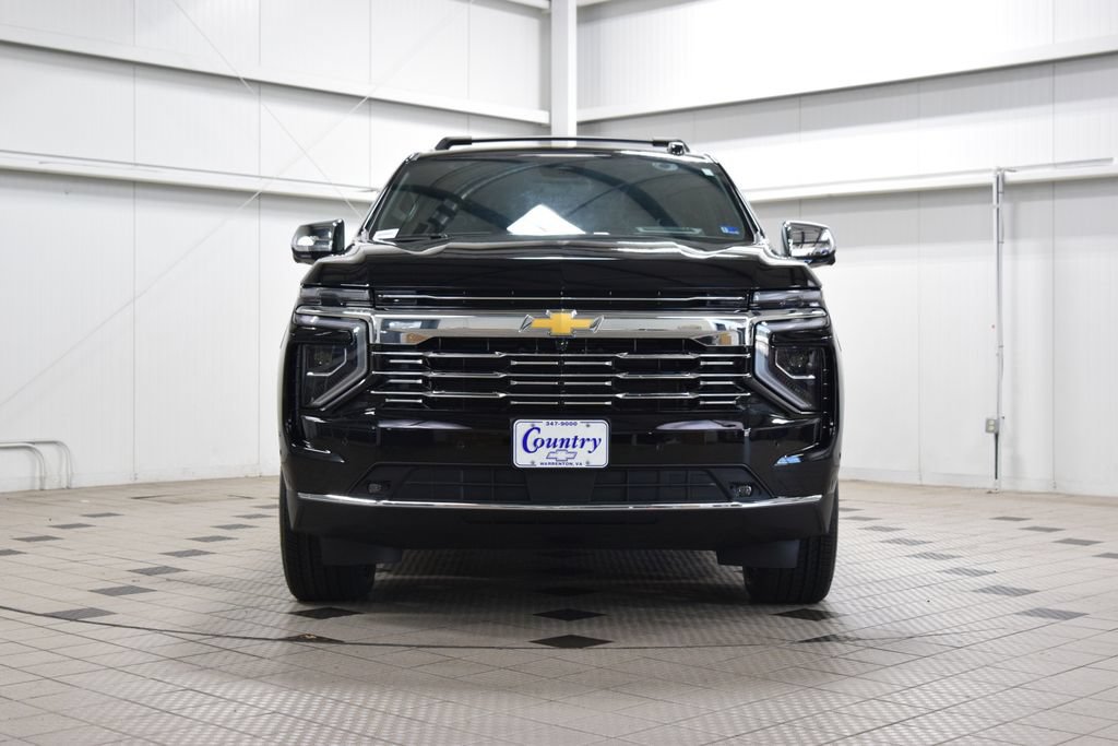 New 2026 Chevrolet Suburban Premier AWD/4WD image 2