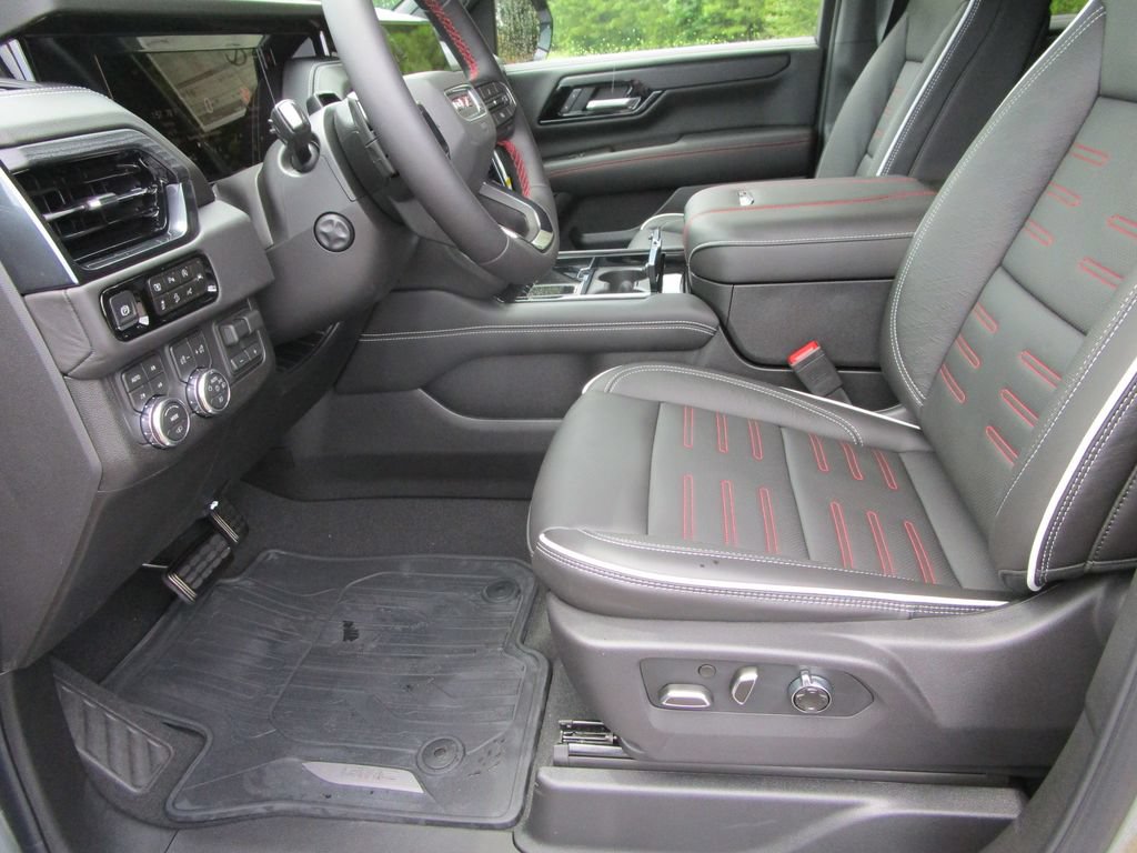New 2026 GMC Yukon AT4 Ultimate AWD/4WD image 25