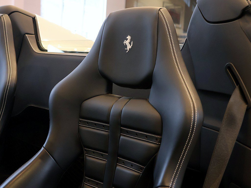 Certified 2018 Ferrari 488 Spider RWD image 72