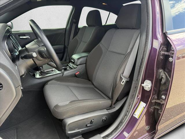 Used 2020 Dodge Charger SXT w/ Blacktop Package RWD image 11