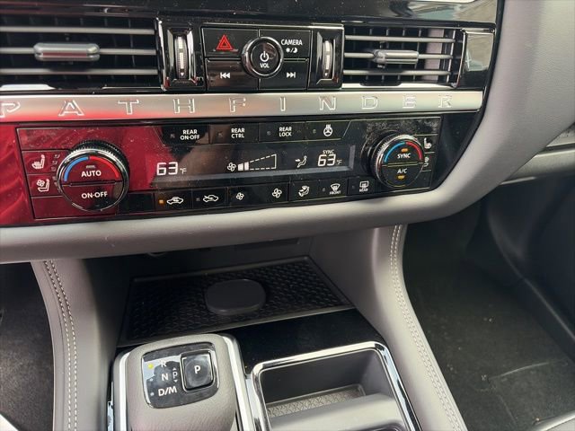 New 2026 Nissan Pathfinder Platinum image 18