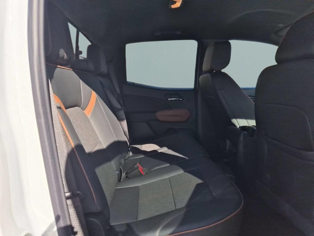 New 2026 GMC Canyon AT4 AWD/4WD image 26