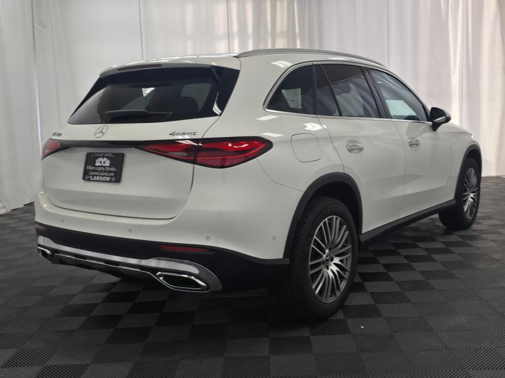 New 2026 Mercedes-Benz GLC 300 4MATIC image 6
