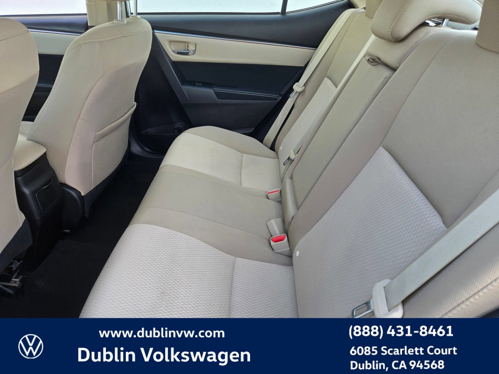 Used 2015 Toyota Corolla LE w/ Body Protection Package #2 FWD image 12