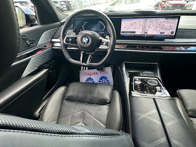 Certified 2023 BMW 760i xDrive AWD/4WD image 22