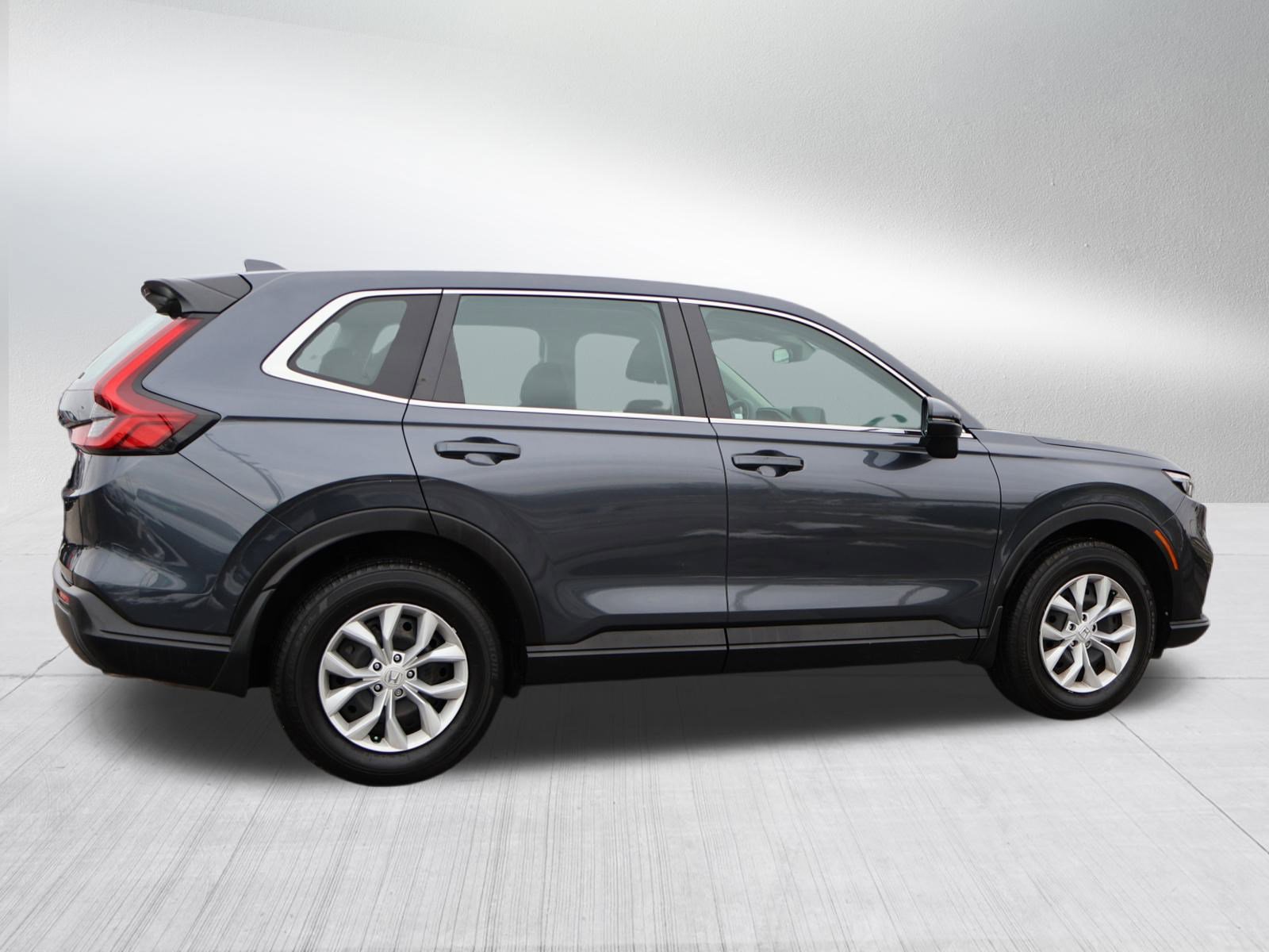 Used 2024 Honda CR-V LX image 8