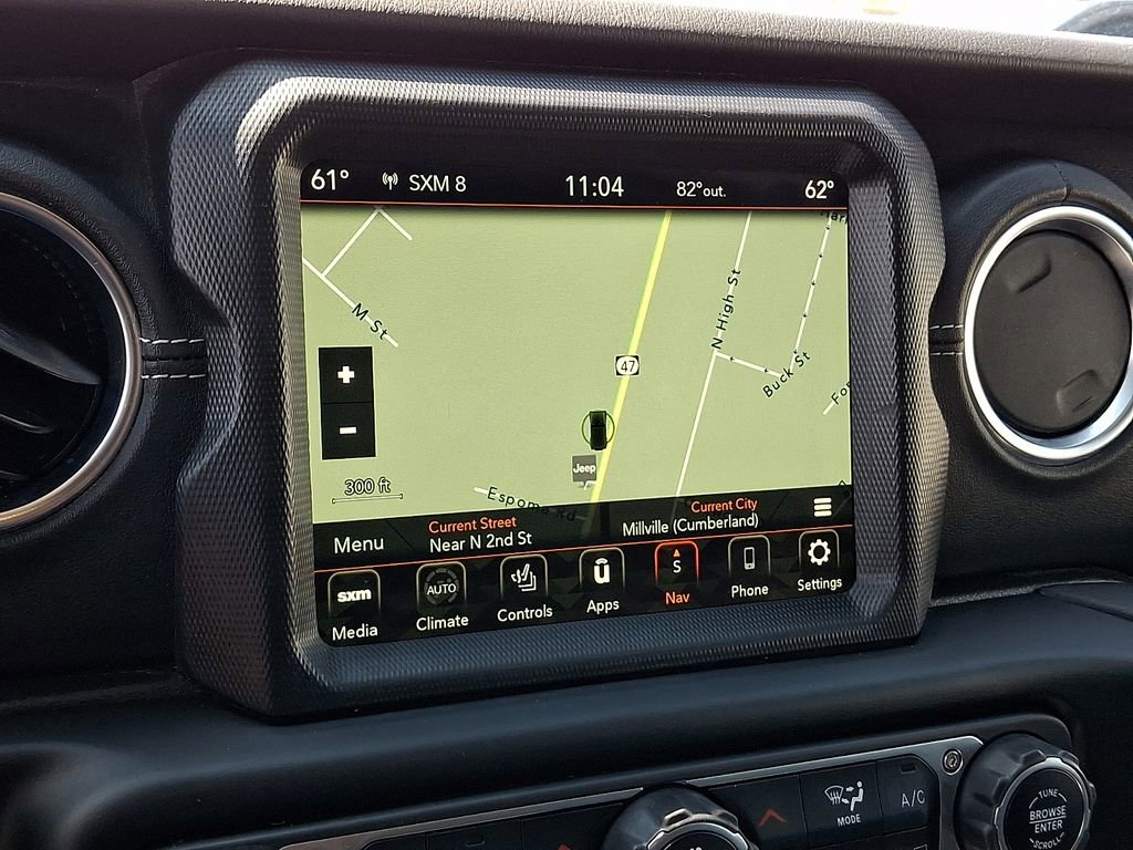 Used 2023 Jeep Wrangler Unlimited Sahara w/ Cold Weather Group AWD/4WD image 17