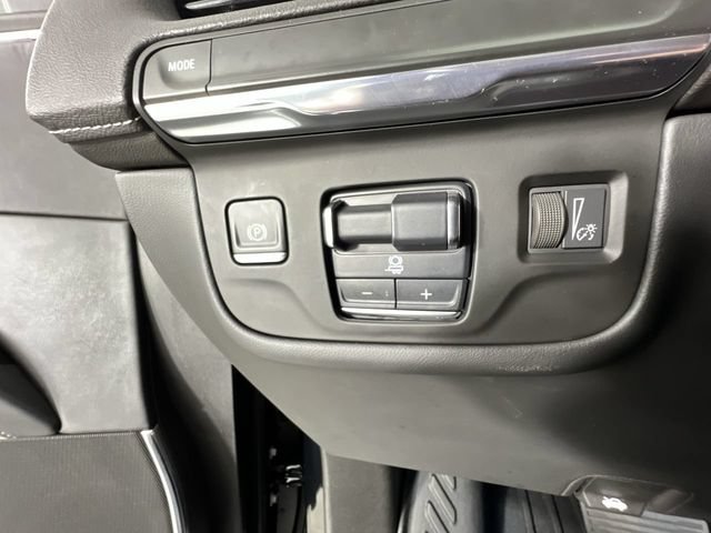 Certified 2023 Cadillac Escalade Sport w/ LPO, ONYX Package RWD image 18
