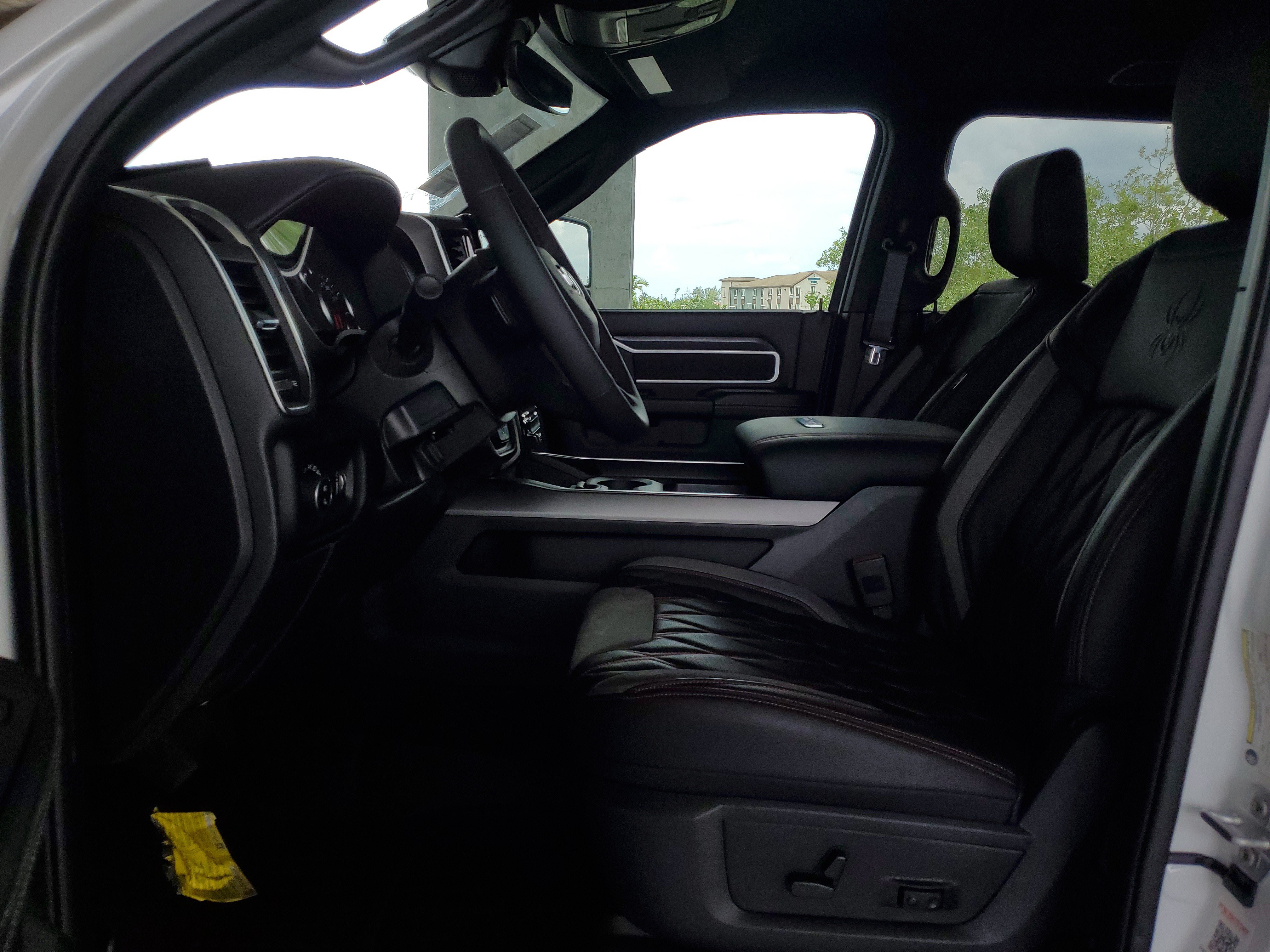 New 2025 RAM 2500 Big Horn AWD/4WD image 16