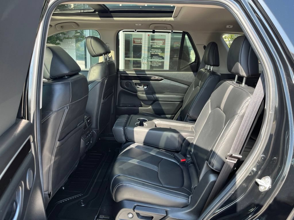 Used 2024 Honda Pilot Touring image 15