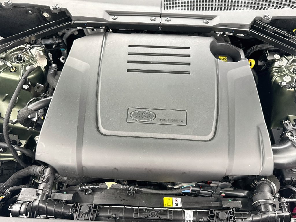 New 2026 Land Rover Defender 110 S AWD/4WD image 28