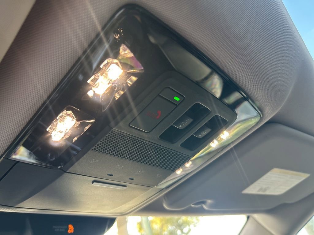 New 2026 Mitsubishi Outlander SE image 43