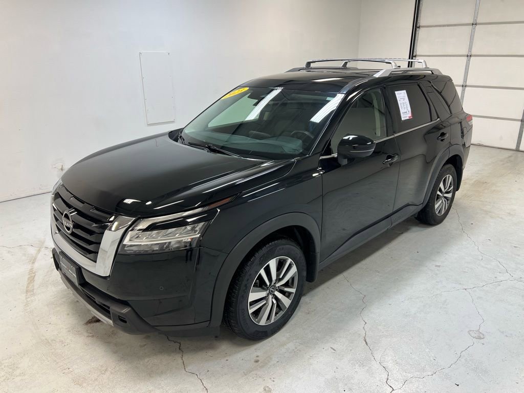 Used 2023 Nissan Pathfinder SL image 6