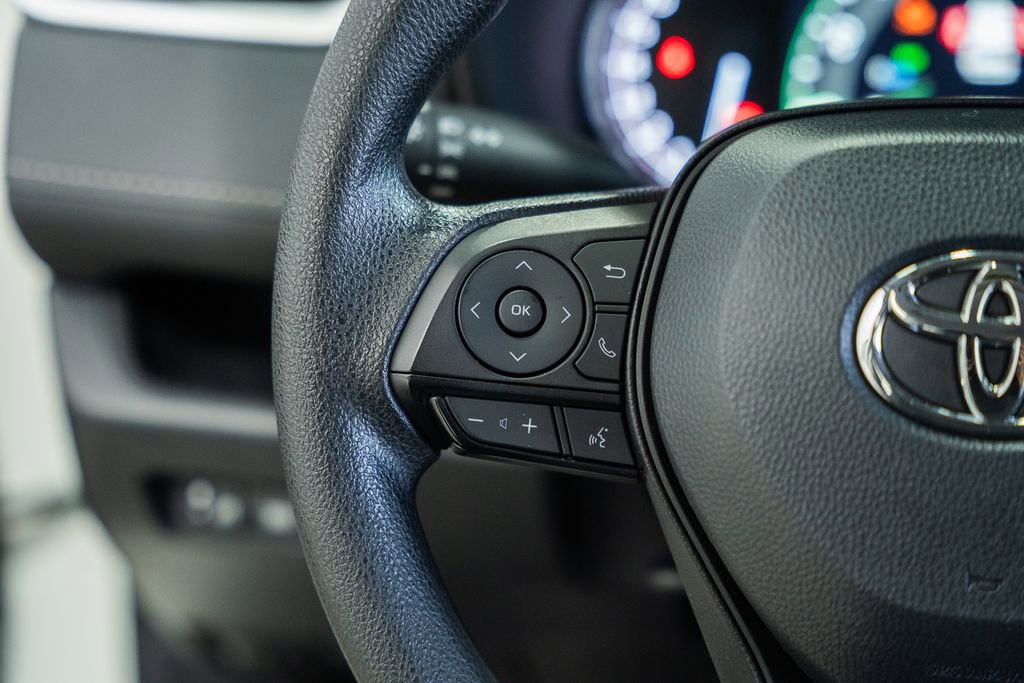 Used 2024 Toyota RAV4 LE image 23