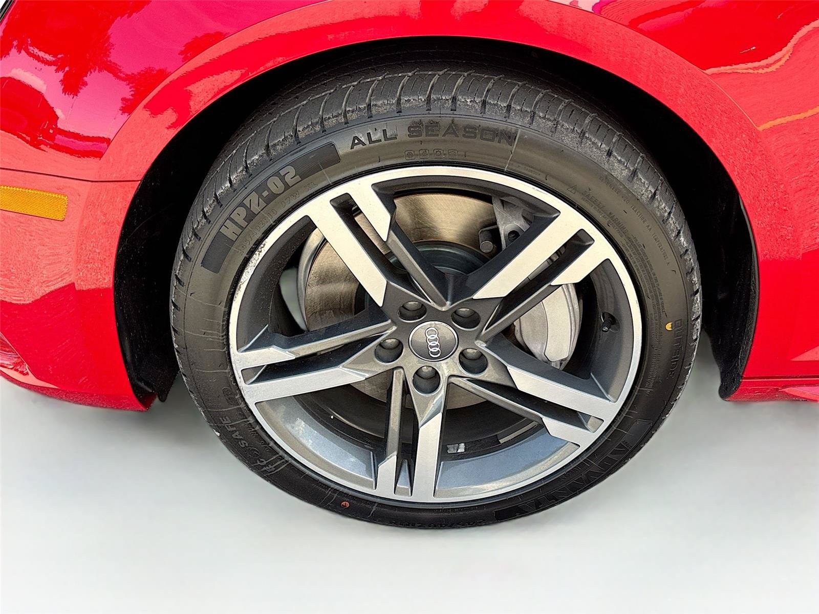 Used 2017 Audi A4 2.0T Premium Plus FWD image 33