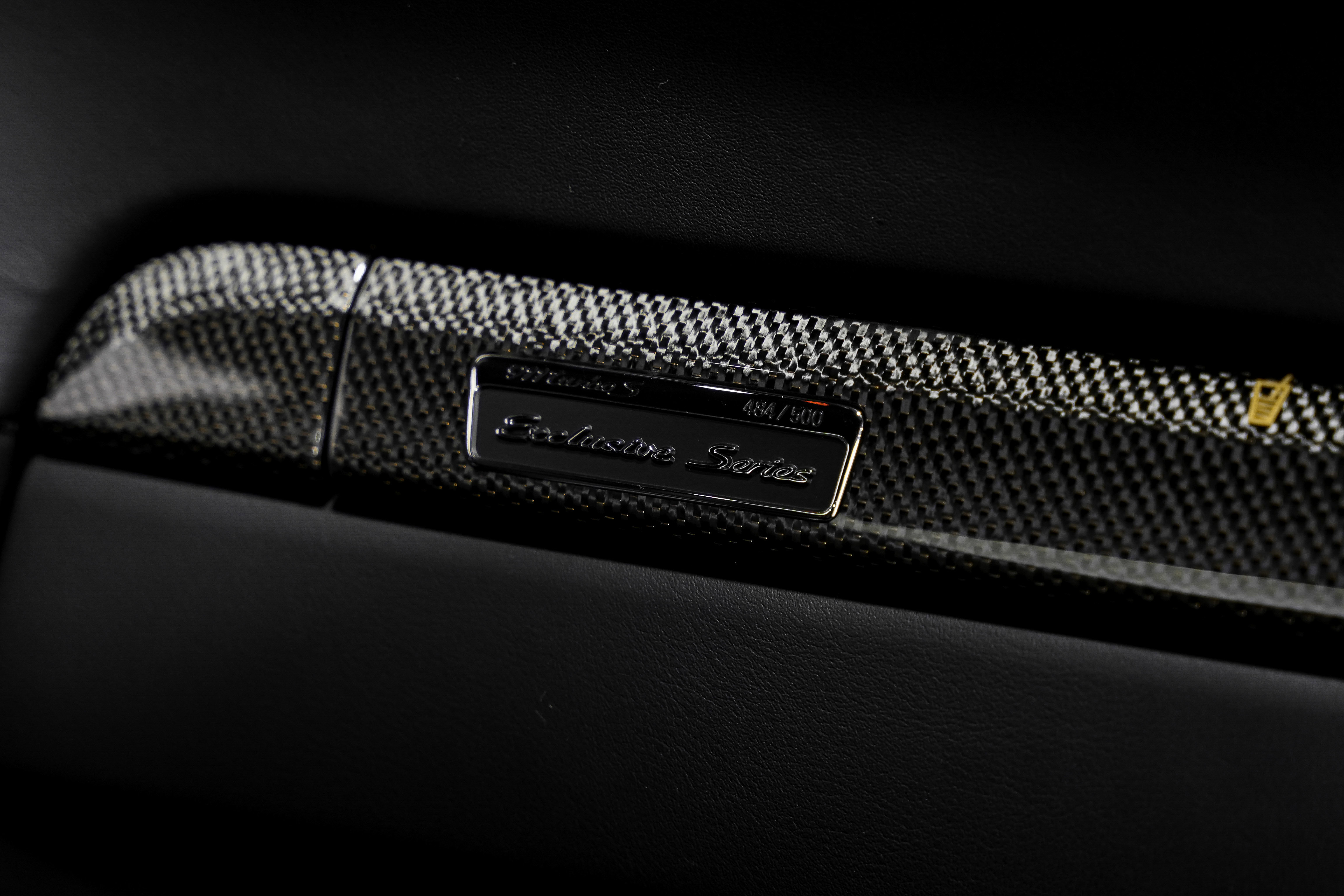 Used 2018 Porsche 911 Turbo S image 40