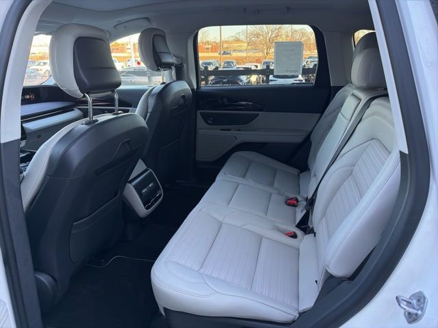 New 2026 Lincoln Nautilus Reserve image 7