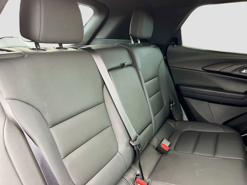 Used 2024 Chevrolet TrailBlazer ACTIV w/ Driver Confidence Package AWD/4WD image 25