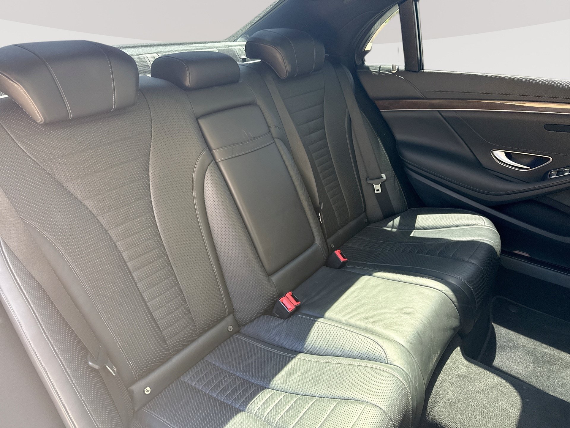 Used 2014 Mercedes-Benz S 550 Sedan image 26