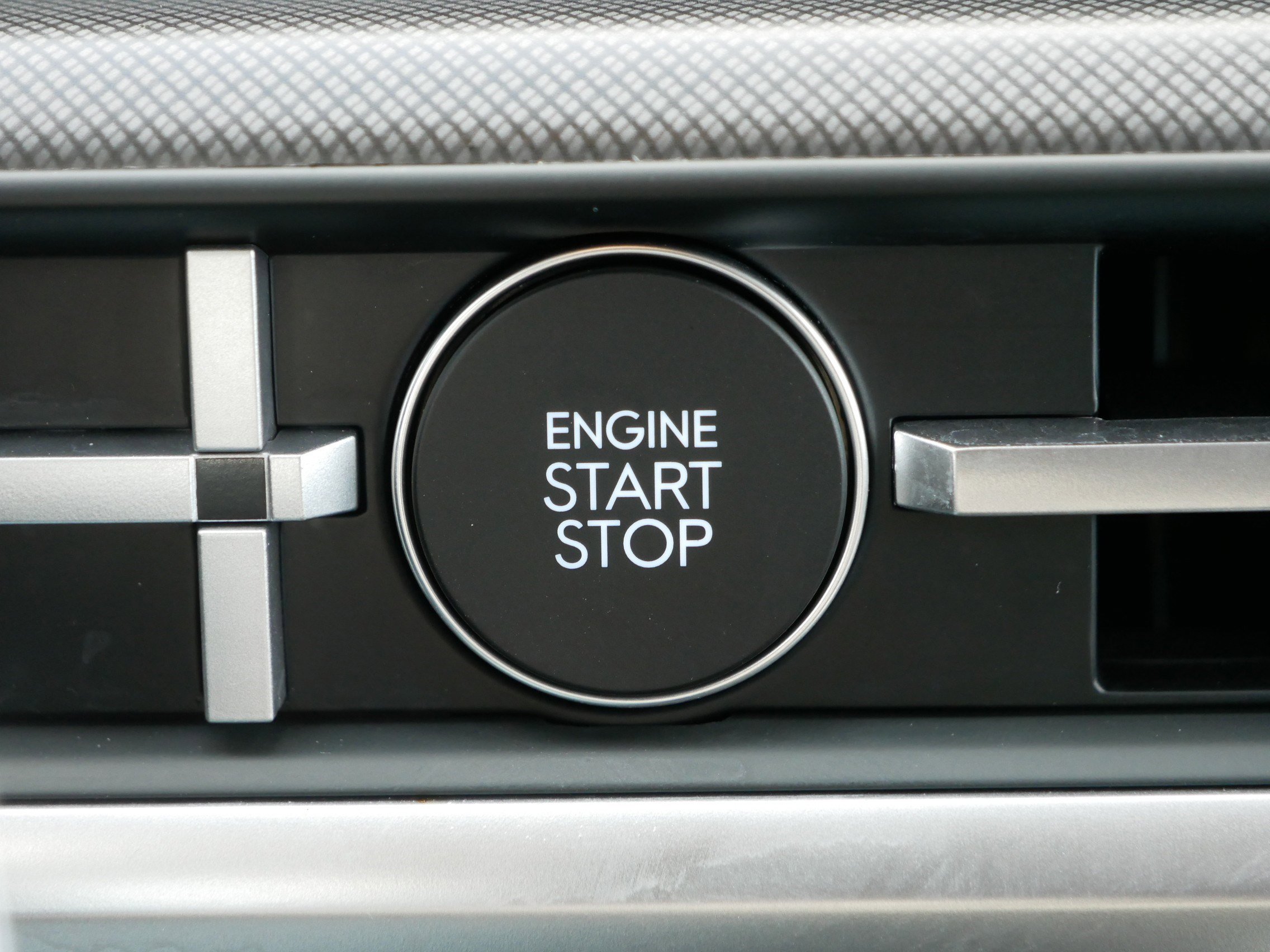 Used 2026 Hyundai Santa Fe SEL AWD/4WD image 29