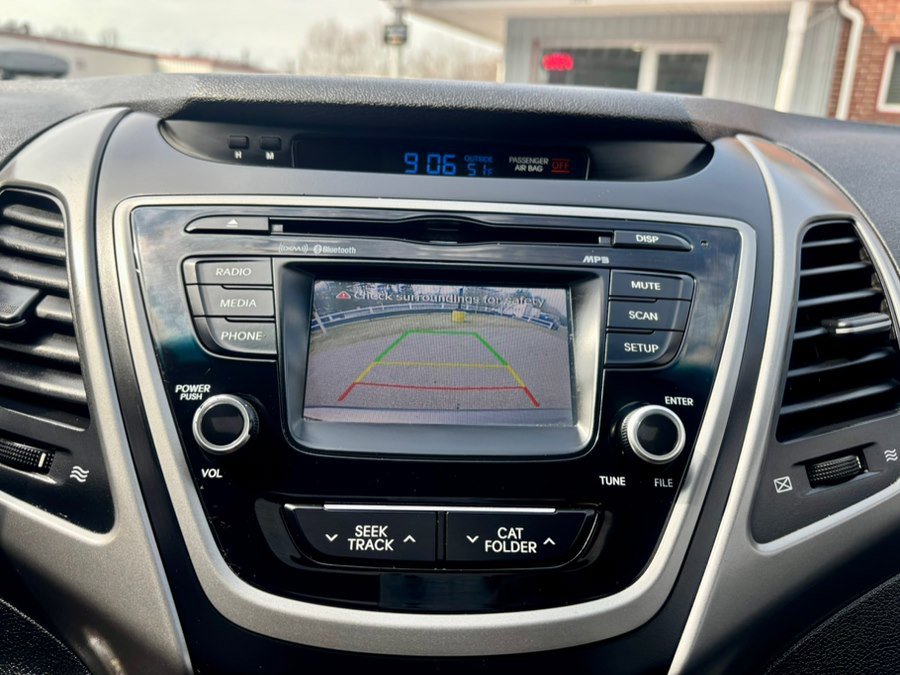 Used 2016 Hyundai Elantra Value Edition image 23