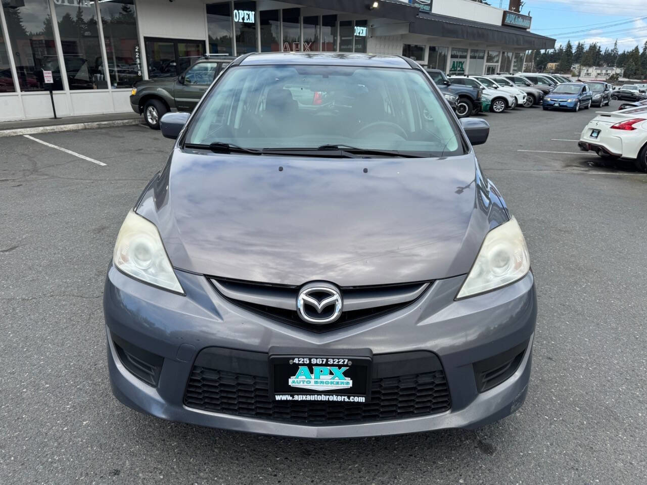 Used 2010 MAZDA MAZDA5 Sport image 11