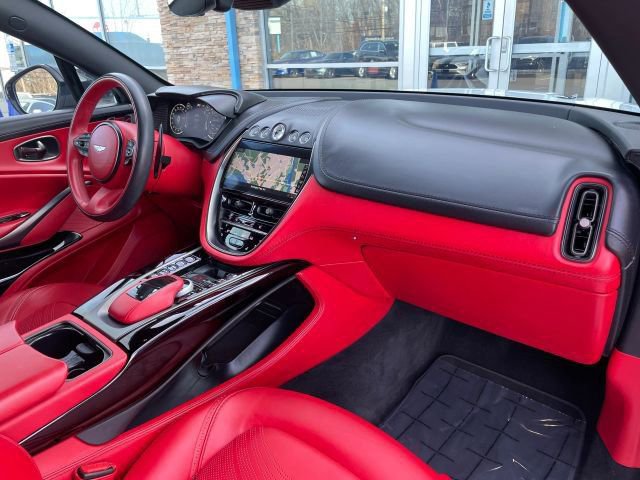 Used 2023 Aston Martin DBX image 42