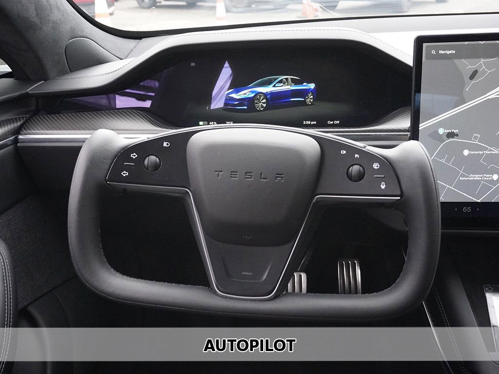 Used 2022 Tesla Model S Plaid image 3
