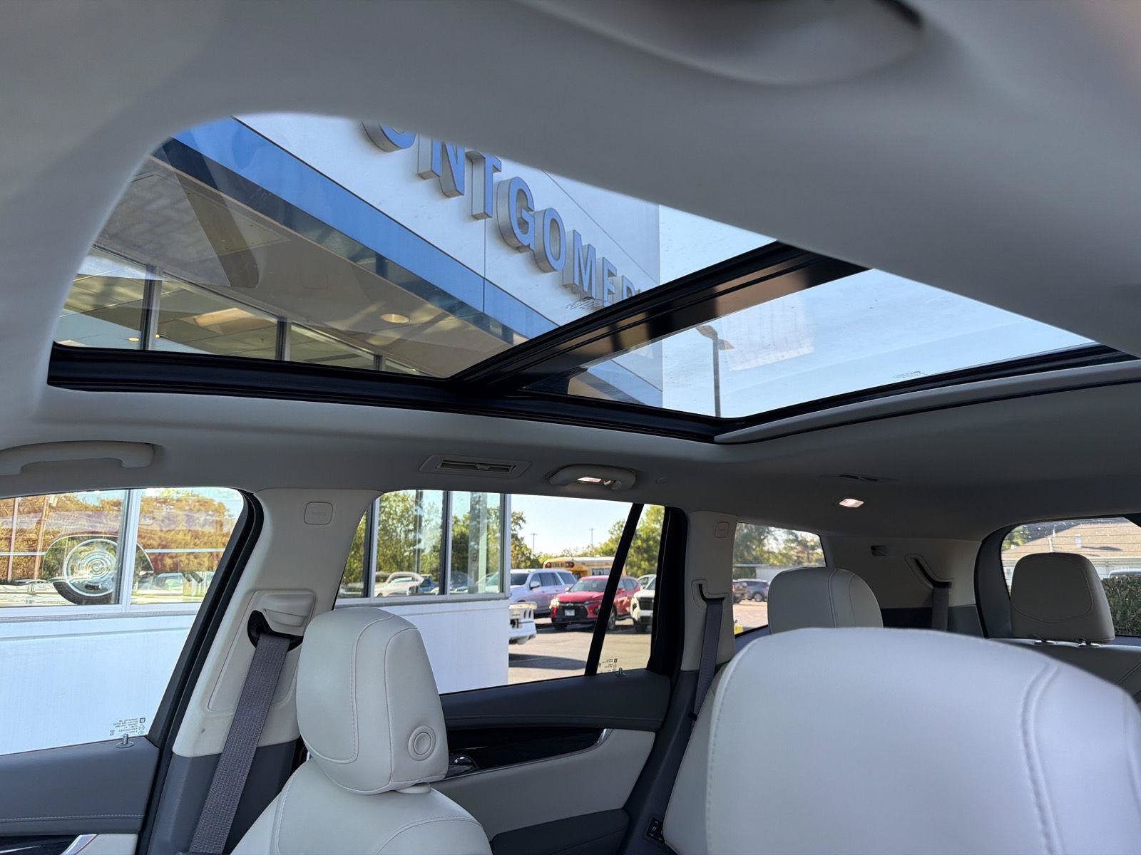 Used 2020 Cadillac XT6 Premium Luxury FWD image 28