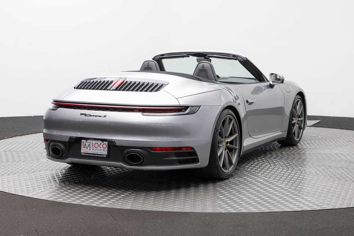Used 2021 Porsche 911 Carrera S RWD image 5