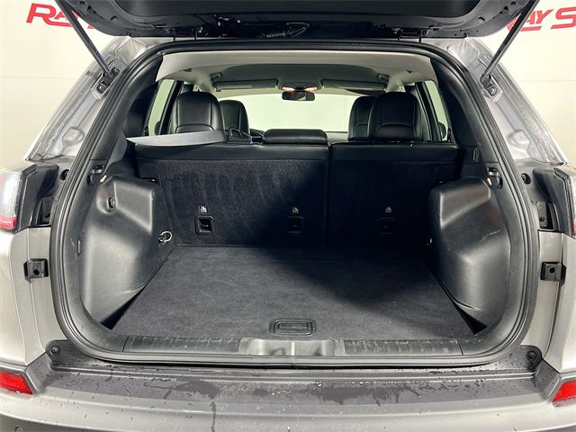 Used 2020 Jeep Cherokee Latitude Plus image 24