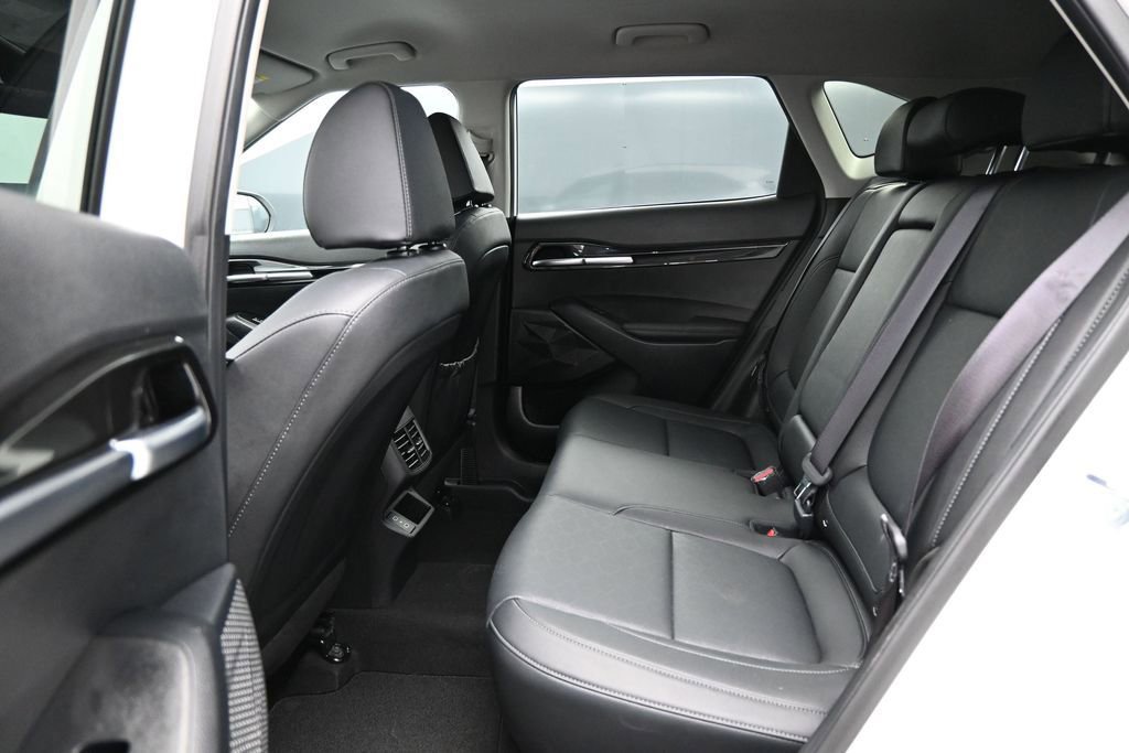 Used 2025 Kia Seltos EX AWD/4WD image 24