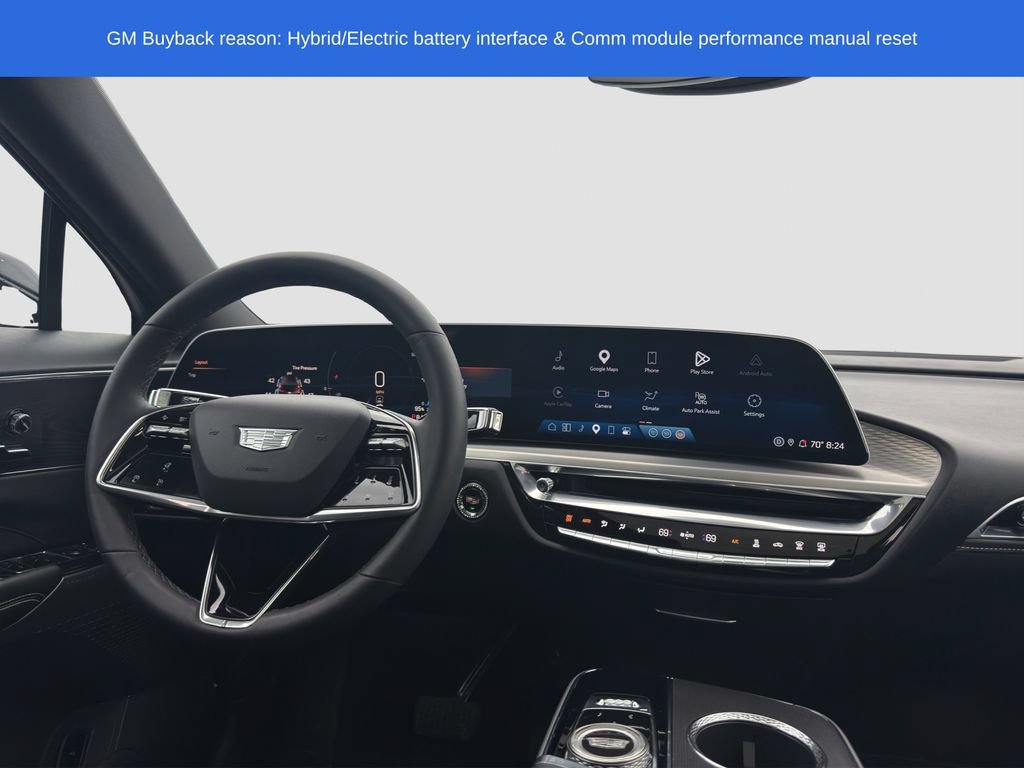 Used 2024 Cadillac Lyriq Luxury AWD/4WD image 14