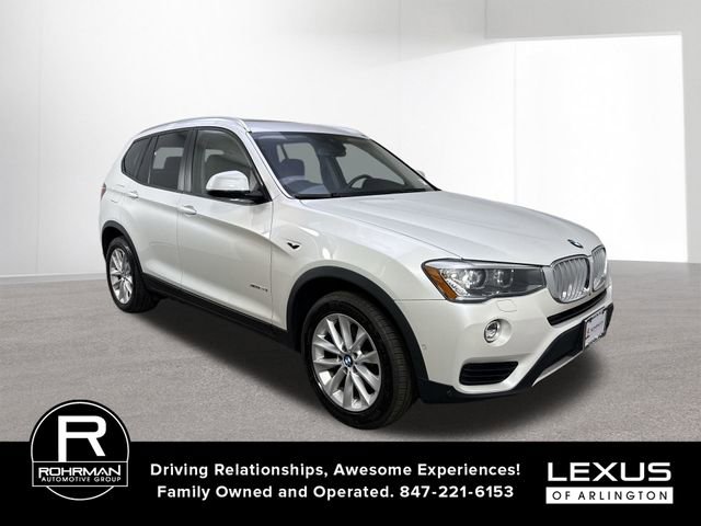 Used 2017 BMW X3 xDrive28i AWD/4WD image 3