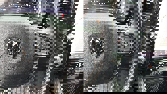 Used 2025 RAM 1500 Limited image 17