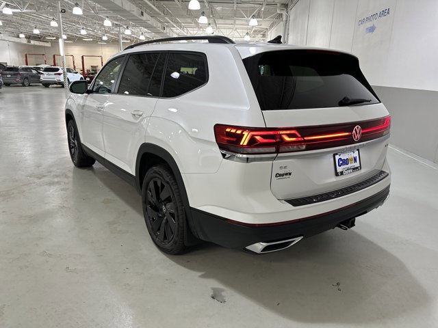 New 2026 Volkswagen Atlas SE image 6