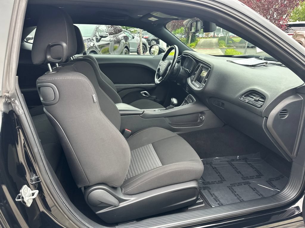 Used 2021 Dodge Challenger R/T w/ Blacktop Package RWD image 16