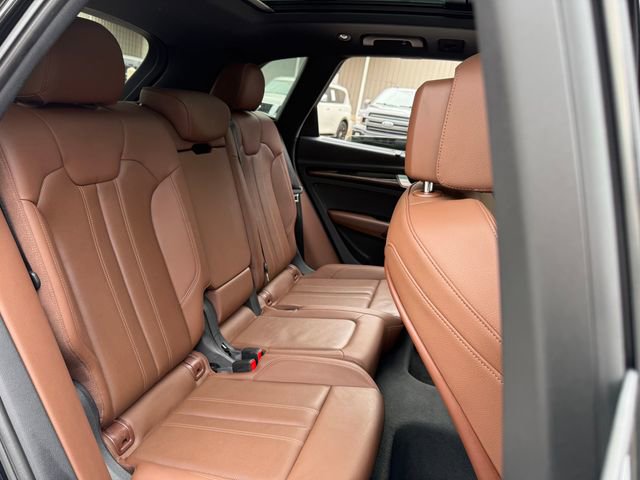 Used 2018 Audi Q5 2.0T Premium Plus w/ Premium Plus Package image 29