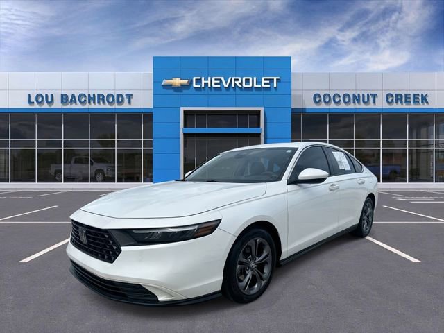 Used 2023 Honda Accord EX image 4